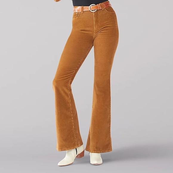 *SOLD* Lee High Rise Cord Flare Jeans - Picture 1 of 8